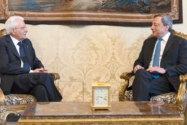 Италианският премиер Марио Драги подаде оставка В изявление държавният глава